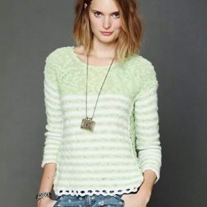 🎉HP🎉BOGO✨NWOT Free People White & Green Sweater